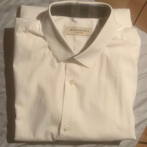 Burberry bouton down long sleeves shirt